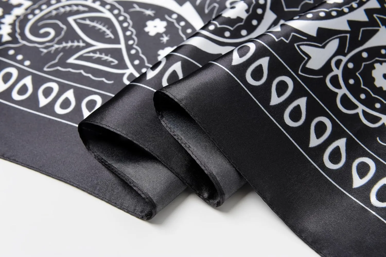 35" Men's Cowboy Scarf - Oversized Western Bandana Neckwear, Large Square Scarf with Gift Packaging