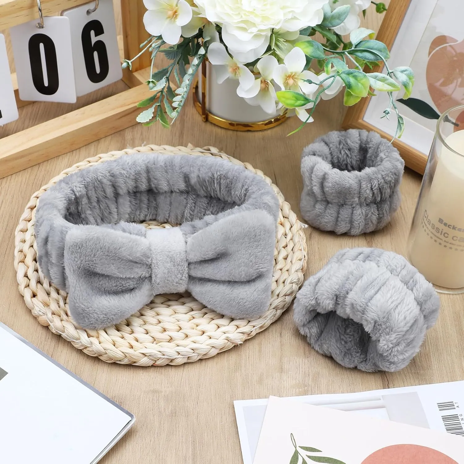 EIMMBD Wrist Towels for Washing Face, Microfiber Face Washing Wristbands Makeup Headband Spa Wash Towel Band Absorbent Wrist Sweatband for Women (Grey, 9 PCS)