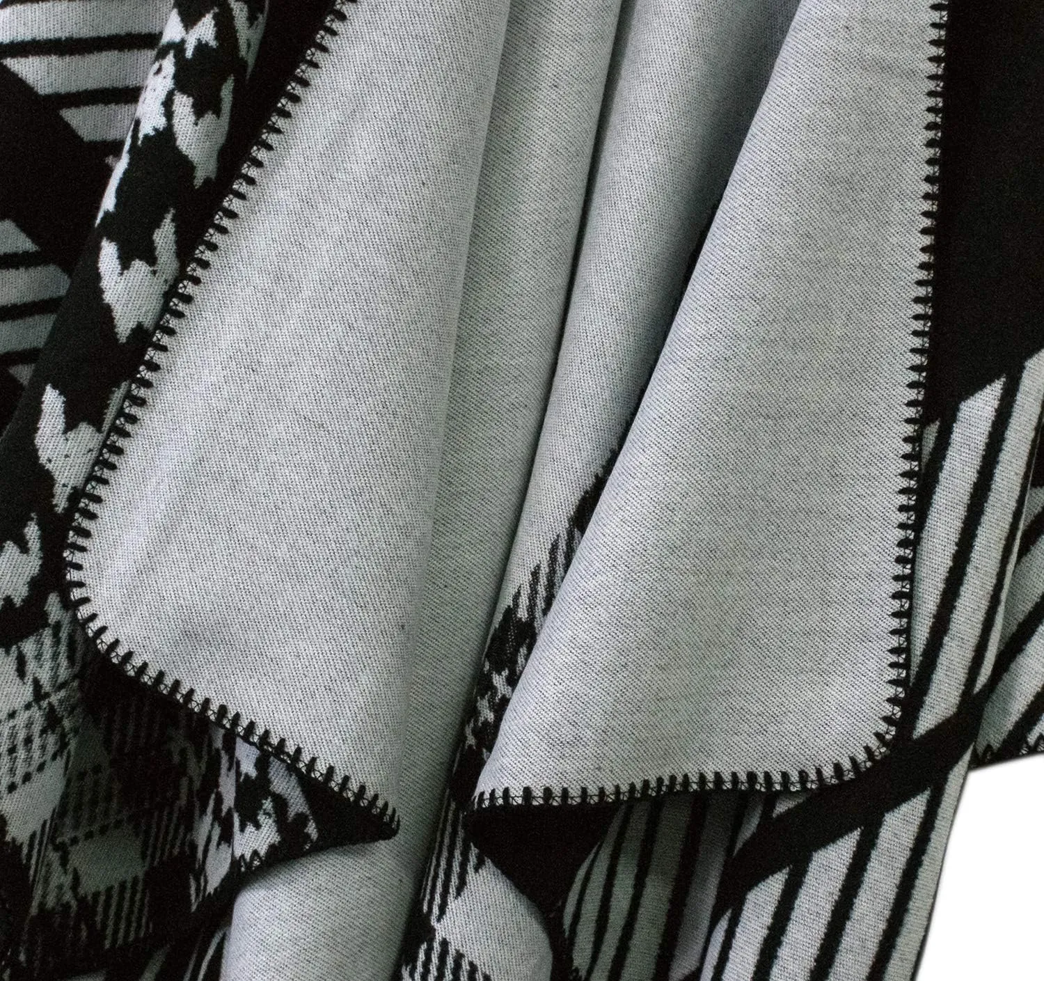 Women's Vintage Pattern Open Front Poncho Cape Shawl Winter Shawl Wraps